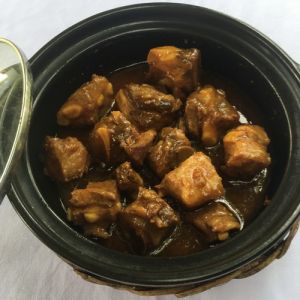 Stewed spare rib with caramel sauce