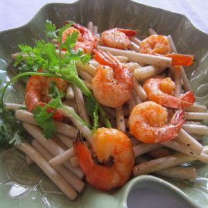 Sauteed lotus root with garlic, with shrimps, beef or pork