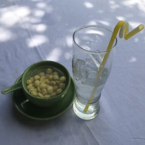 Lotus seeds sweet soup